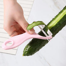 Load image into Gallery viewer, Circular Hand - Pulled Vegetable Cutter