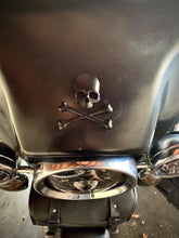 Load image into Gallery viewer, Skull Emblem Badge