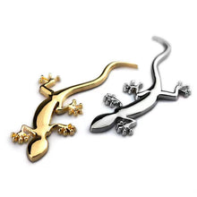 Load image into Gallery viewer, 2pcs Gecko Shape Metallic Emblem Fender Badge